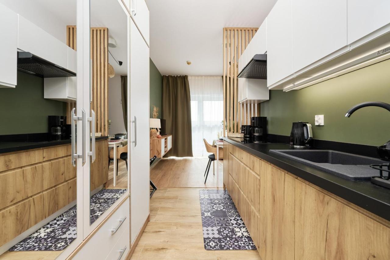 City Panorama Studio Apartments Jaworska 4 By Noclegi Renters فروتسواف المظهر الخارجي الصورة
